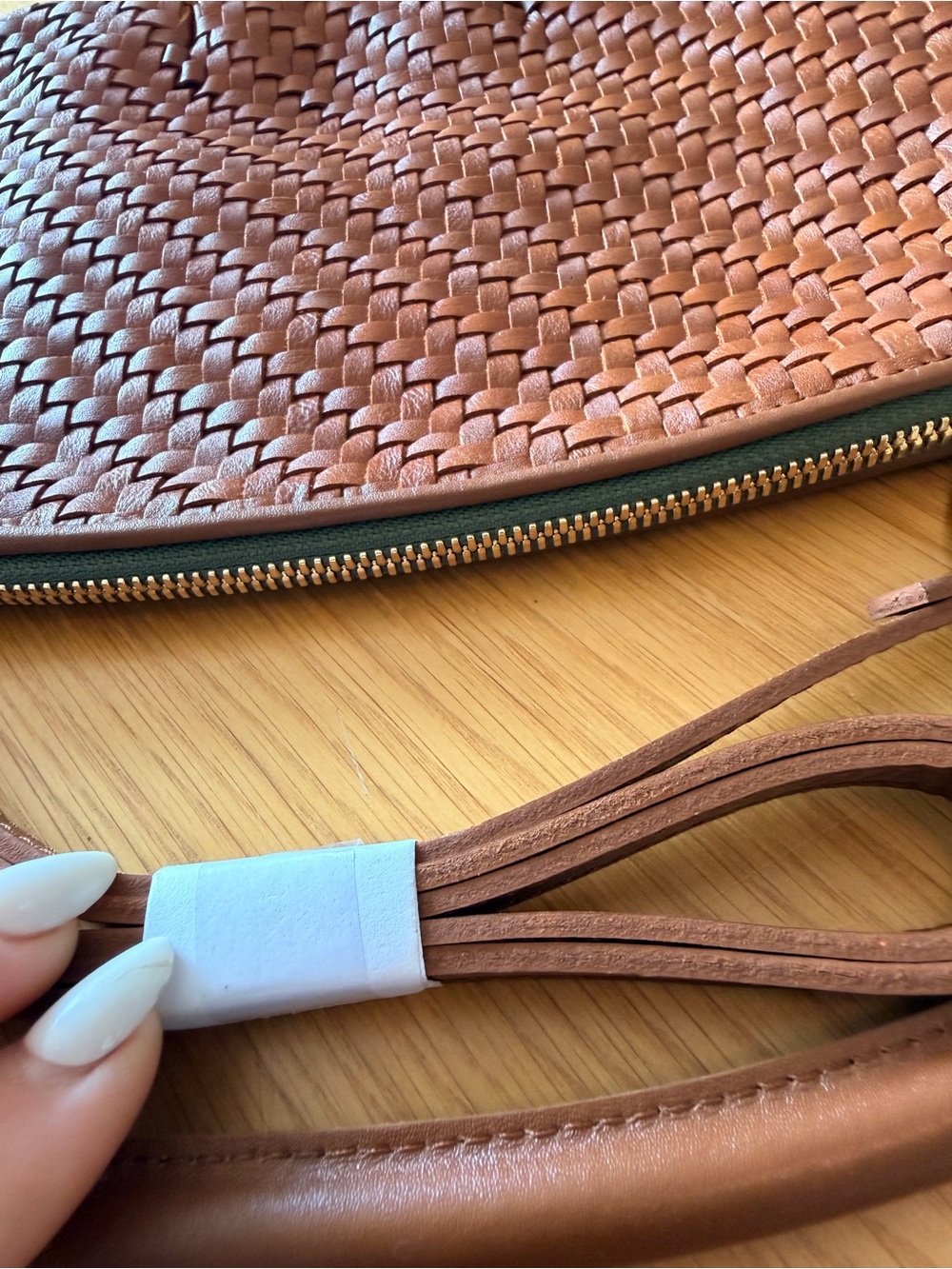 Clare V Petit Moyen NWT Hazelnut Woven Zig-Zag - Picture 10 of 12